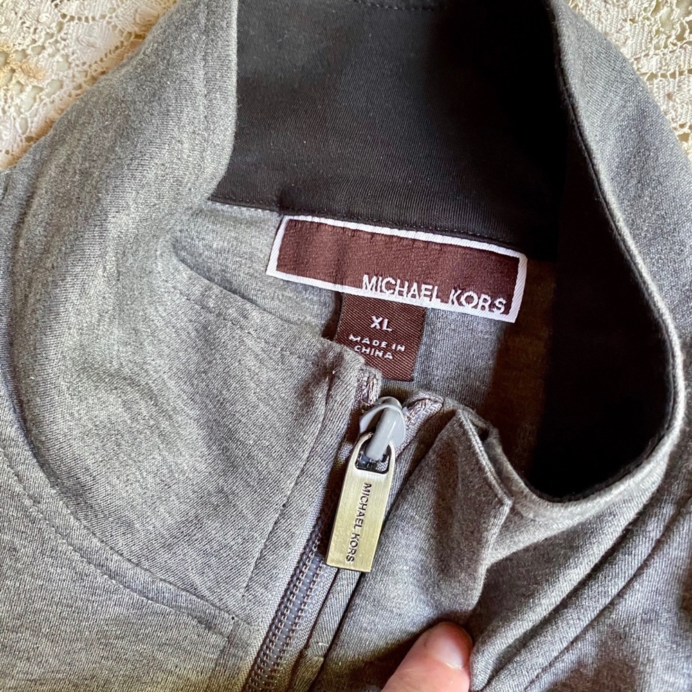 🌟Michael Kors 1/4 zip shirt🌟